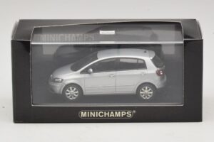 Volkswagen Golf Plus Mk5 Srebrn Nadomestna Škatla Minichamps 1:43 400054370-R1 Kovina – slika 5 od 5