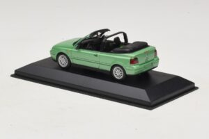 Volkswagen Golf Mk4 Kabriolet Zelena Metalik Minichamps 1:43 430058335 Kovina – slika 3 od 5