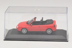 Volkswagen Golf Mk4 Kabriolet Rdeč Dealerska Izdaja Minichamps 1:43 GOLF006 Kovina – slika 4 od 5