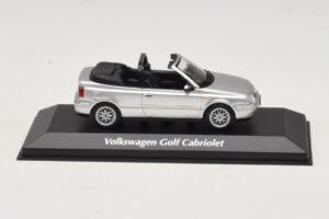 Volkswagen Golf Mk4 Kabriolet Srebrn Maxichamps 1:43 940058331 Kovina