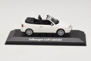 Volkswagen Golf Mk4 Kabriolet Bel Maxichamps 1:43 Volkswagen Golf Mk4 Kabriolet Bel Maxichamps 1:43 940058330 Kovina