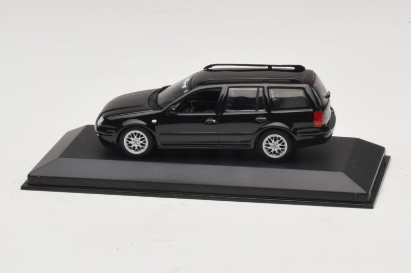 Volkswagen Golf Mk4 Variant Sport Highline BBS Edition Črn Nadomestna Škatla Minichamps 1:43 GOLF008-R1 Kovina
