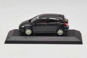 Volkswagen Golf Plus Mk5 Črn Minichamps 1:43 GOLF007 Kovina