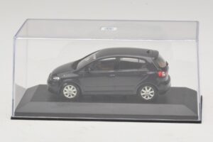 Volkswagen Golf Plus Mk5 Črn Minichamps 1:43 GOLF007 Kovina – slika 4 od 5