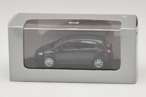 Volkswagen Golf Plus Mk5 Črn Minichamps 1:43 GOLF007 Kovina – slika 5 od 5