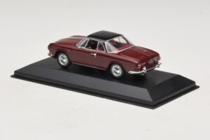 Volkswagen Karmann Ghia Rdeč S Črno Streho Minichamps 1:43 GHIA002 Kovina – slika 3 od 5