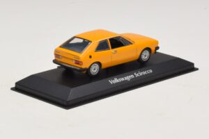 Volkswagen Scirocco Mk1 Rumen Maxichamps 1:43 940050424 Kovina – slika 2 od 5