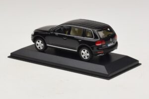 Volkswagen Touareg 7L Črn Minichamps 1:43 TOUAREG002 Kovina – slika 3 od 5
