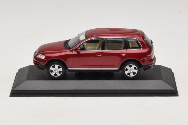 Volkswagen Touareg 7L Rdeč Minichamps 1:43 TOUAREG003 Kovina