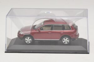 Volkswagen Touareg 7L Rdeč Minichamps 1:43 TOUAREG003 Kovina – slika 4 od 5