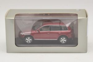 Volkswagen Touareg 7L Rdeč Minichamps 1:43 TOUAREG003 Kovina – slika 5 od 5