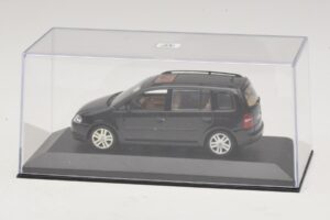 Volkswagen Touran 1T Črn Minichamps 1:43 TOURAN005 Kovina – slika 4 od 5