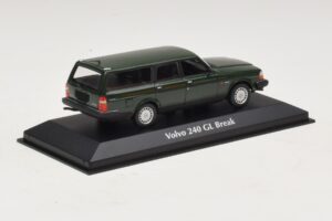 Volvo 240 GL Karavan Temno Zelena Maxichamps 1:43 940171411 Kovina – slika 2 od 5