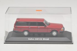 Volvo 240 GL Karavan Rdeč Maxichamps 1:43 940171410 Diecast – slika 5 od 5