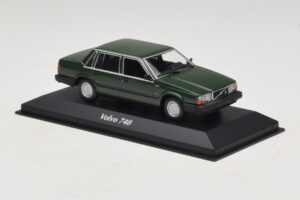 Volvo 740 Temno Zelen Maxichamps 1:43 940171700 Diecast – slika 3 od 5