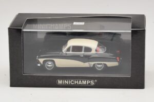 Wartburg A311 Temno Modra Bela Minichamps 1:43 WARBURG001 Kovina – slika 5 od 5